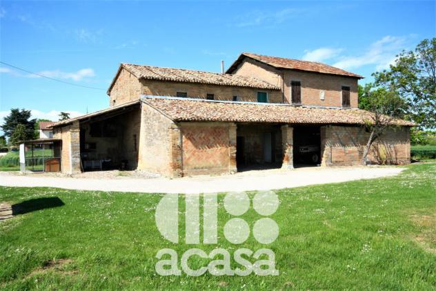 CASA COLONICA MONO O BIFAMILIARE NON VINCOLATA - Foto 2