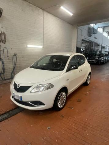LANCIA Ypsilon 1.2 69 CV 5 porte Gold rif. 24158987