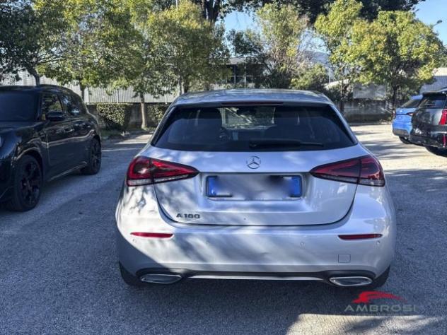 MERCEDES-BENZ A 180 180 Sport auto - PER OPERATORI DEL SETTORE rif. 24143512 - Foto 4