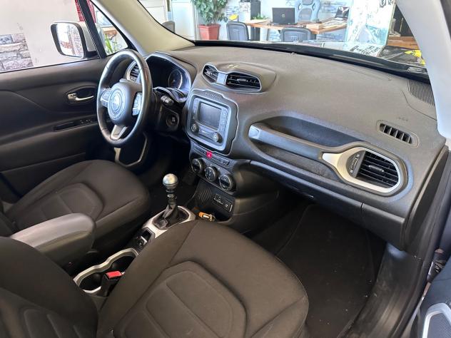 Jeep Renegade 1.6 Mjt 120 CV Longitude - Foto 8