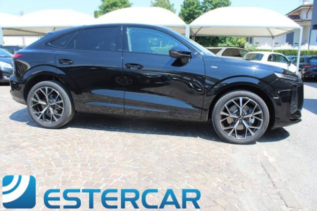 AUDI Q3 SPB TDI S tronic S Line edition rif. 23877343 - Foto 9