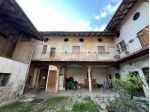 PORZIONE DI CASA INDIPENDENTE - DA RISTRUTTURARE