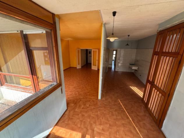 Appartamento di 135 m² con 5 locali e box auto in vendita a Torino - Foto 2