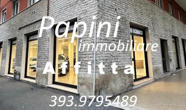 Locale commerciale in affitto a La Spezia