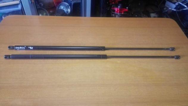 Coppia Pistoncini apertura portellone / Baule FIAT Doblo 2002
