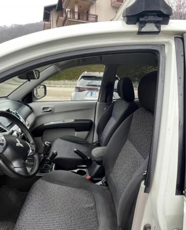 Mitsubishi L200 2.5 DI-D/178CV DC Intense Plus DPF - Foto 4