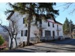 Albergo con mura in vendita a Sassello