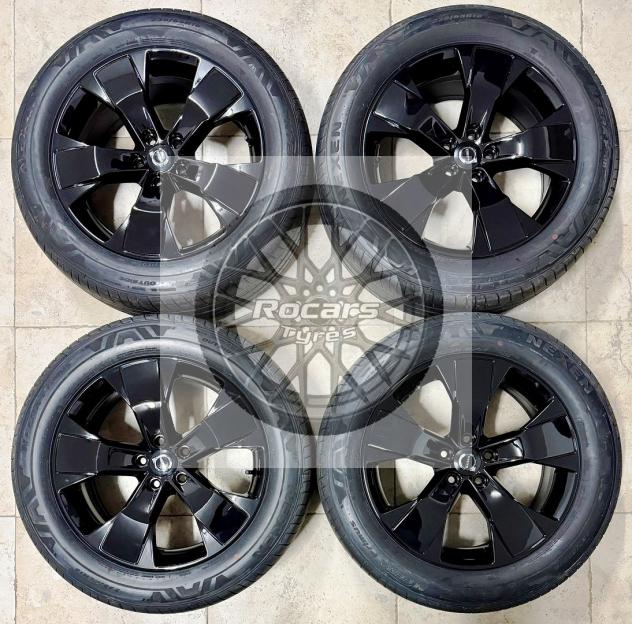 Cerchi 18 originali e pneumatici Volvo Xc40