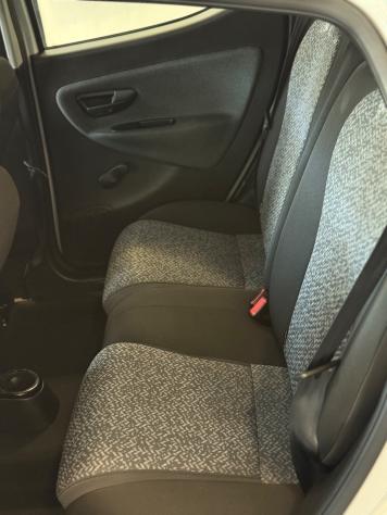 Lancia Ypsilon 1.2 69 CV 5 porte S&S Gold - Foto 9