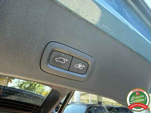 VOLVO XC40 T4 Recharge Plug-in Hybrid automatico Ultimate Bri rif. 24159663 - Foto 6