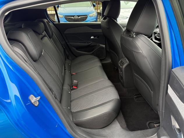 Peugeot 308 Berlina 1.5 130 S&S EAT8 Allure Pack - Foto 10