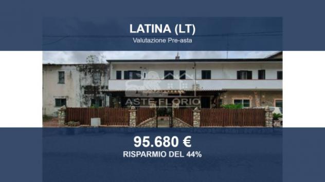 Immobile in asta di 111 m² con più di 5 locali in vendita a Latina