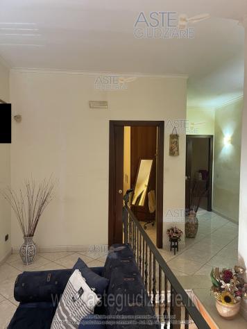 IMMOBILI-IMMOBILE RESIDENZIALE-via Vicinale Svizzero n. 5 - Foto 5