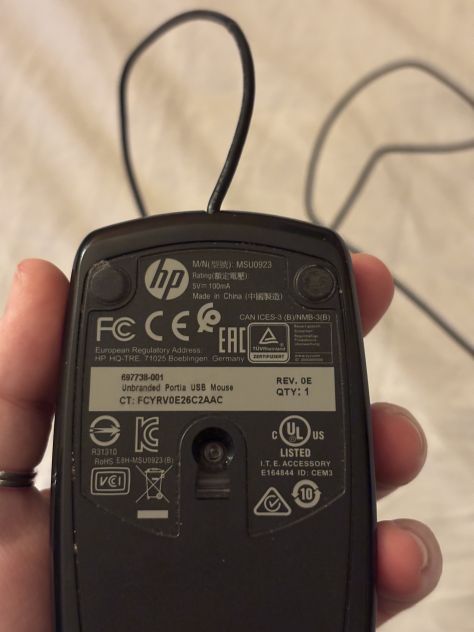 UN MOUSE COME NUOVO PERFETTAMENTE FUNZIONANTE MARCA”HP”CON CAVO E ATTACCO USB,CO - Foto 8