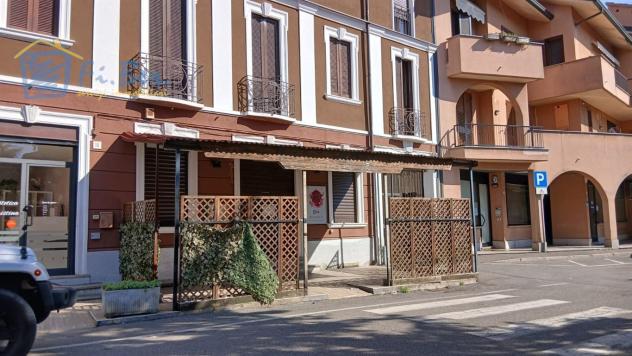 Cernusco sul Naviglio - AMPIO NEGOZIO CON CANTINA - Foto 2