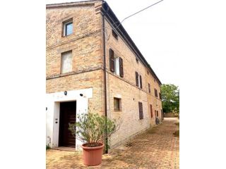 casa in affitto con tre camere da letto