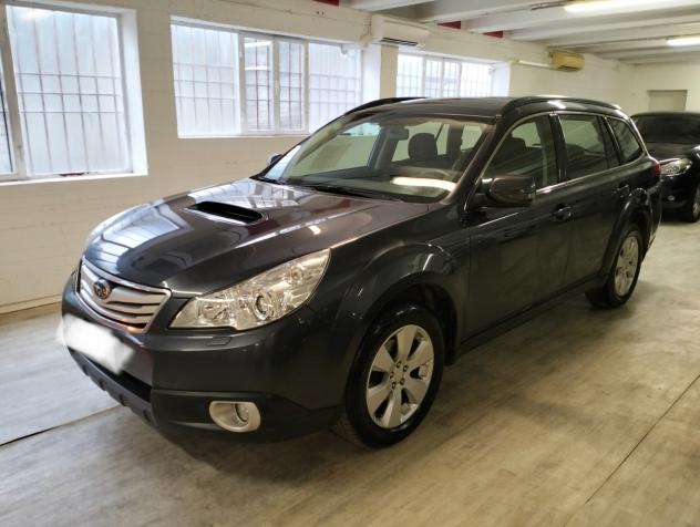 Subaru OUTBACK 2.0D Exclusive 4x4 Clima Cerchi lega Pdc - Foto 4