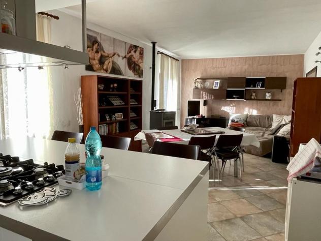 BL/gl139 - APPARTAMENTO INDIPENDENTE DI 3 LOCALI + DOPPI SERVIZI + SOLAIO MANSARDABILE + BOX - Foto 8