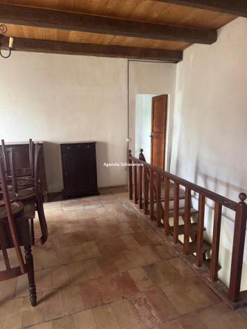 FARNETO VENDESI CASA SINGOLA CON DUE ETTARRI DI TERRENO AGRICOLO - Foto 14