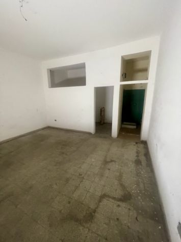 Garage in zona semi centrale - Foto 6