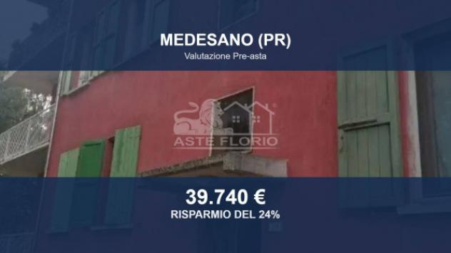 Immobile in asta di 110 m² con più di 5 locali e box auto in vendita a Medesano