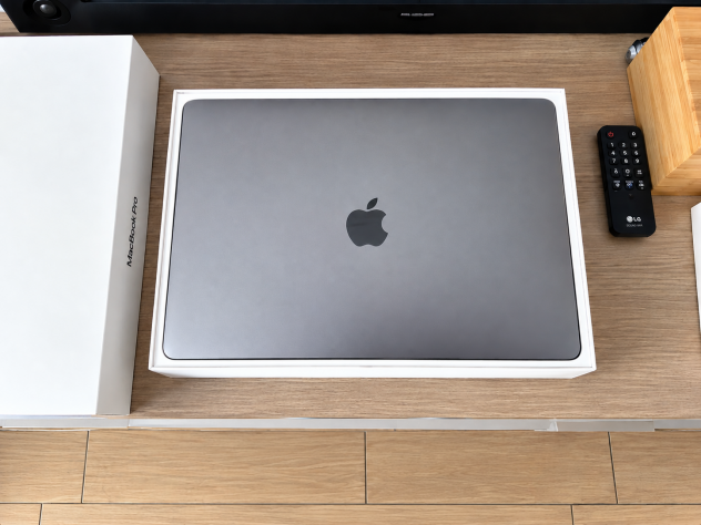 MacBook Pro 15" Retina i7 16GB/256GB con scatola - Foto 2