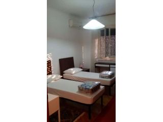 Room in Via Pellegrino Rossi, Milano for 65 m² with 2 bedrooms