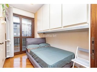 Stanza in via caracciolo disponibile dal 1 agosto