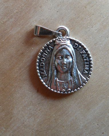 VECCHIA MEDAGLIA DELLA MADONNA DI FATIMA - CON NOME LUCIANA - - Foto 2