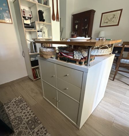 Ikea Kallax isola per cucina