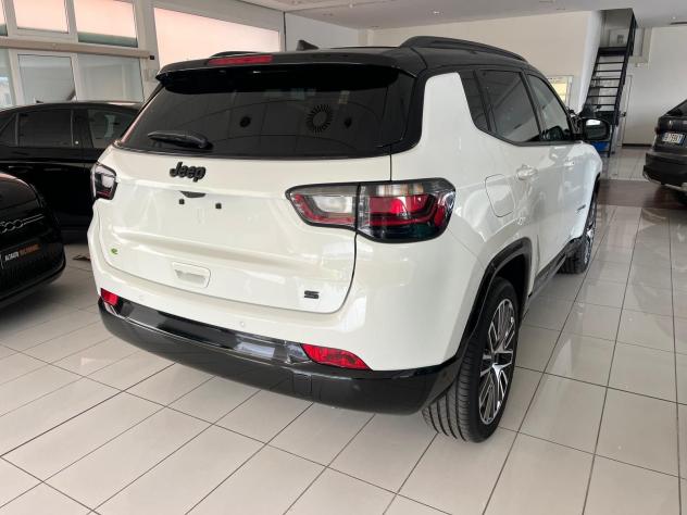 Jeep Compass 1.5 Turbo MHEV T4 96kW Summit DDCT - Foto 7