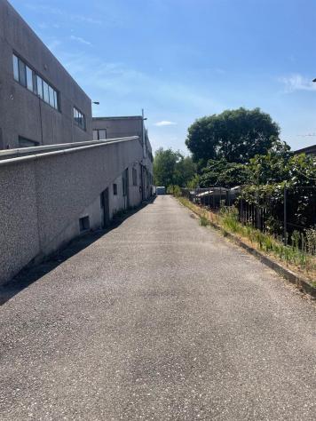 Capannone produttivo con ampia area esterna privata - Foto 17