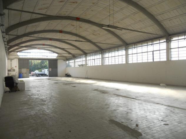 Immobile di 1000 m² con 4 locali in affitto a Settimo Milanese - Foto 5
