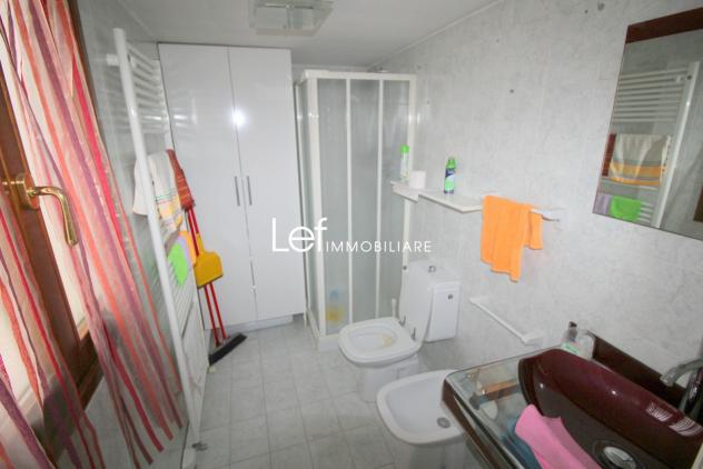 CASA AFFIANCATA di 10 vani e di 349 mq (VALDOBBIADENE) rif. LC60_5 - Foto 19