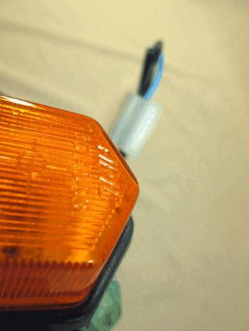 35.140.000 FRECCIA INDICATORE DI DIREZIONE PARAFANGO ANTERIORE DESTRO O SINISTRO ARIC FIAT 127 900 B (TERZA SERIE) RICAMBIO NUOVO - Foto 2