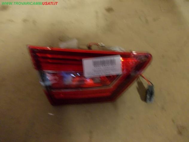 FANALE POST.S.(parte int.) RENAULT CLIO (B98/K98) 5p / Sporter  Parti elettriche  Fanaleria  Fanali  Fanale post. sx. RENAULT - CLIO IV 3/5P E SPORTER