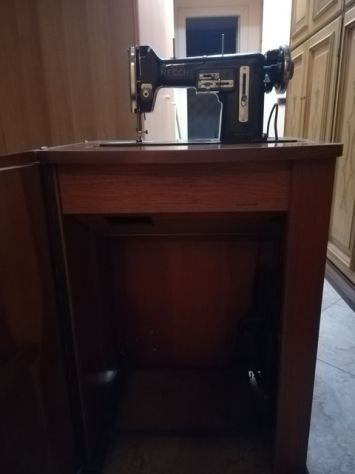 Macchina da cucire NECCHI - Foto 3