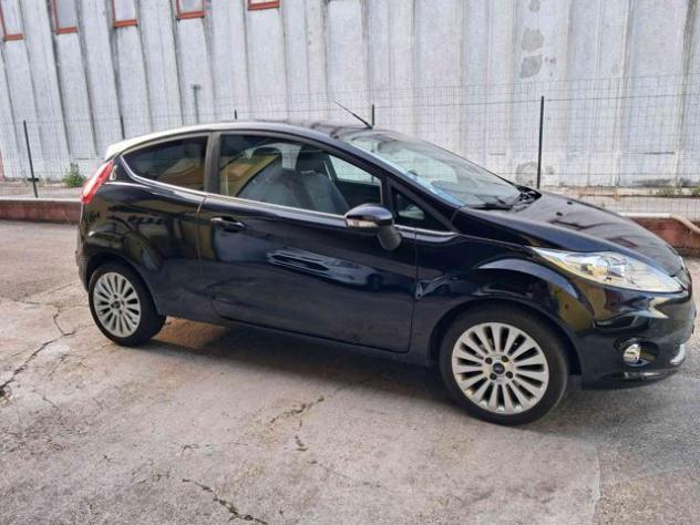 FORD Fiesta 1.6 TDCi 90CV 3 porte DPF Titanium neopatentati rif. 23816244 - Foto 9