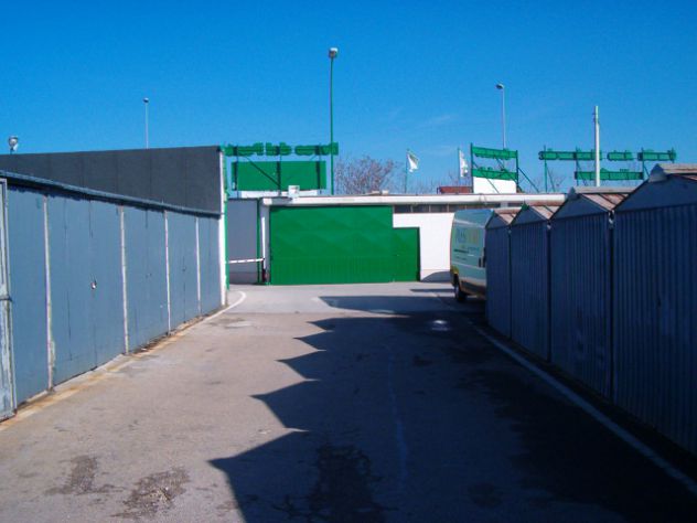 BOX, LOCALI E CAPANNONI DAI 15 MQ AI 400 MQ VIGILATI E VIDEOSORVELGIATI H24 - Foto 7