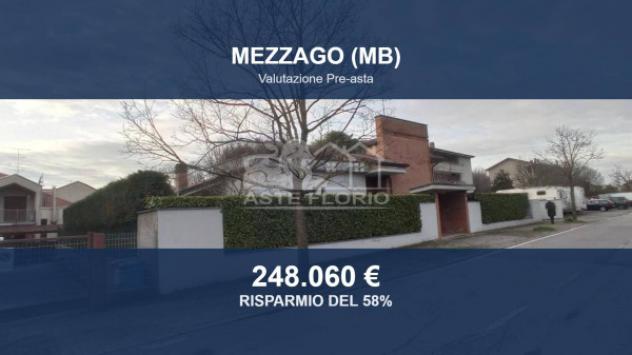 Immobile in asta di 316 m² con più di 5 locali e box auto doppio in vendita a Mezzago