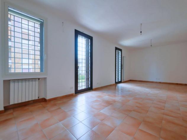 Casa indipendente di 252 m² con più di 5 locali e box auto doppio in vendita a Sesto San Giovanni - Foto 7