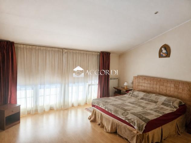 BIFAMILIARE di 7 vani e di 170 mq (TORREGLIA) rif. DS26 - Foto 5