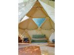 Cupola geodetica Sweetdome 24mq con base in muratura, scala, vialetto e toilette
