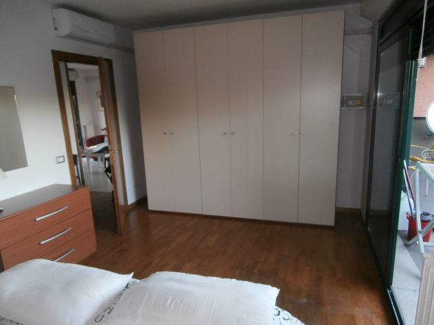 AFFITTASI CAMERA DOPPIA USO SINGOLA CON BAGNO PERSONALE / ZONA STADIUM - Foto 3