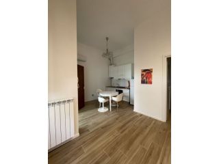 Monolocale con posto auto