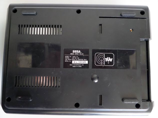 CASE, Plastiche SEGA Mega Drive, Prima versione, High Definition Graphics Origin - Foto 4