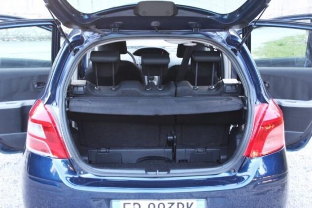 Toyota Yaris 1.0ie 5porte " SOL ESTETICA DA AUTO NUOVA UNICA UTILIZZATRICE GOMME ALL SEASON CLIMA CONSUMI OTTIM - Foto 3