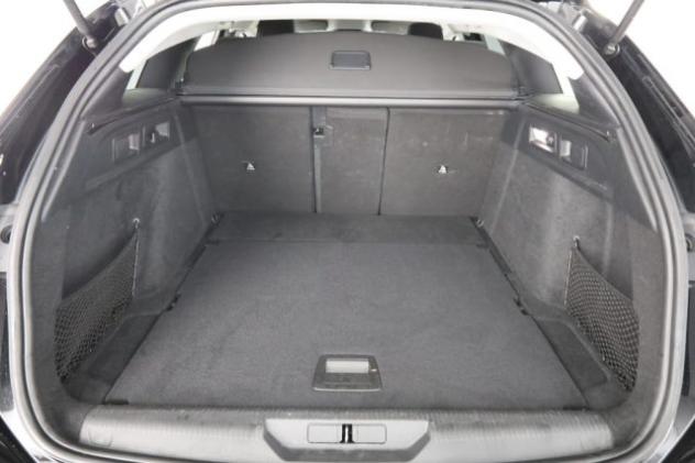 PEUGEOT 308 308 BlueHDi 130 S&S EAT8 SW Allure rif. 23711704 - Foto 6