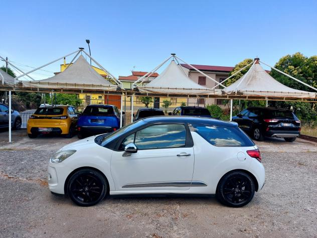 DS3 Coup1.4 HDi 70 CV `So Chic` - 2011 - Foto 8
