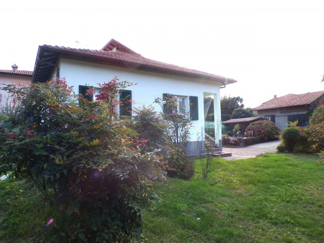 Laveno Mombello - casa singola con giardino - Foto 2